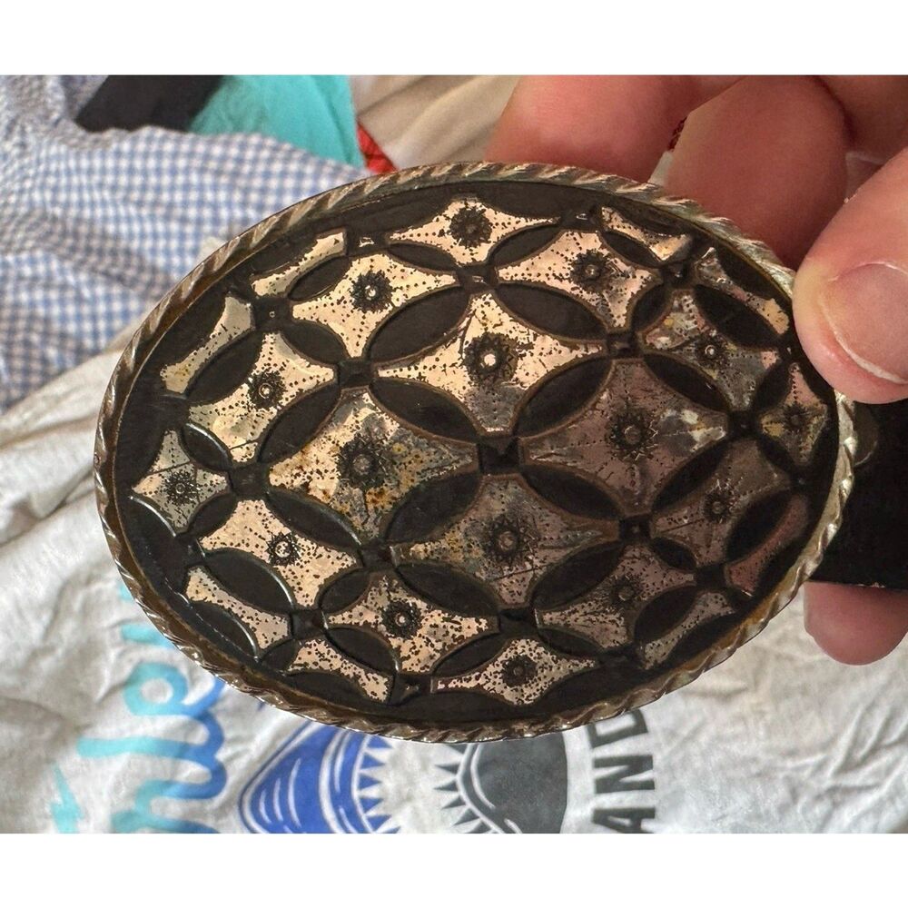 Vtg 70-80s Western Tooled Leather Belt Buckle 32 Buckstitch Pearl Inlay USA Made